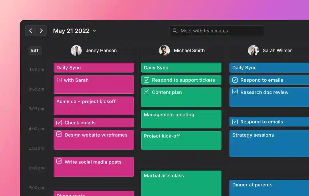 A calendar with tasks of different colors